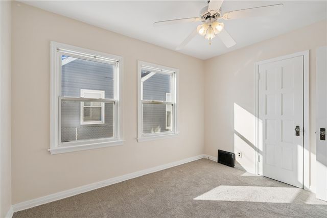 147 18th Street SW, Cedar Rapids, IA 52404