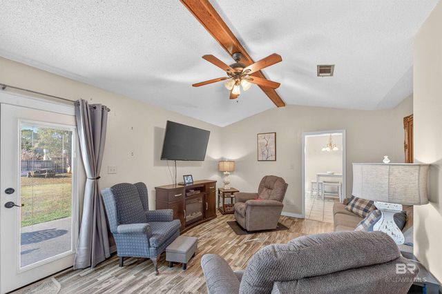 2 Magnolia Circle, Foley, AL 36535