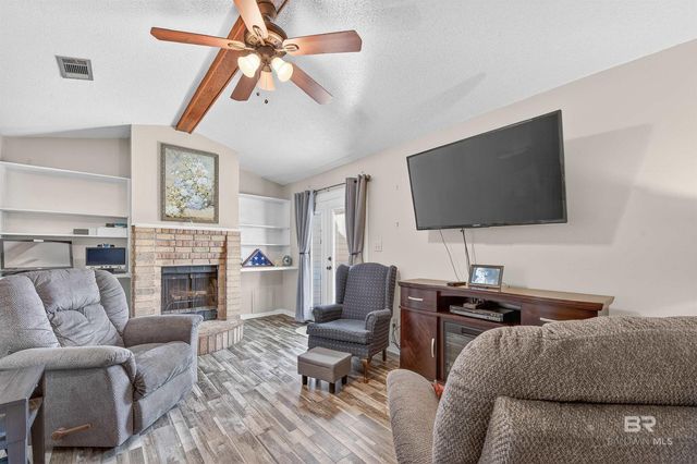 2 Magnolia Circle, Foley, AL 36535