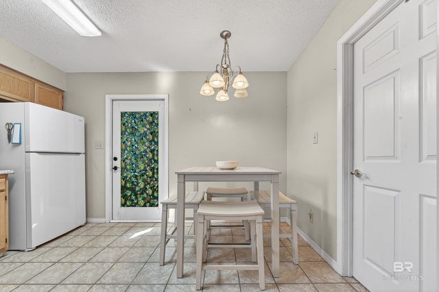 2 Magnolia Circle, Foley, AL 36535