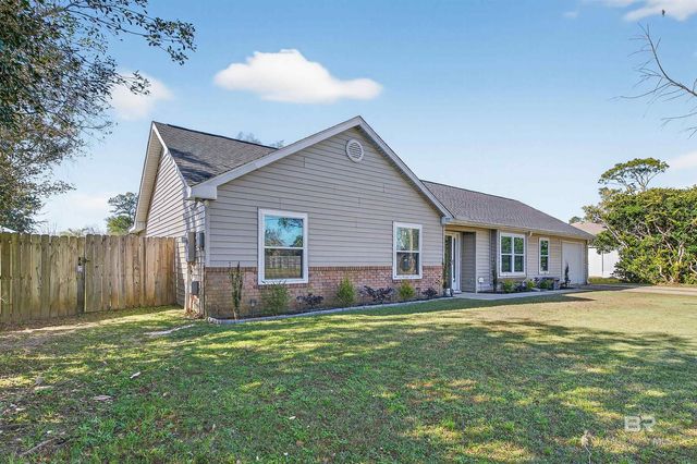 2 Magnolia Circle, Foley, AL 36535