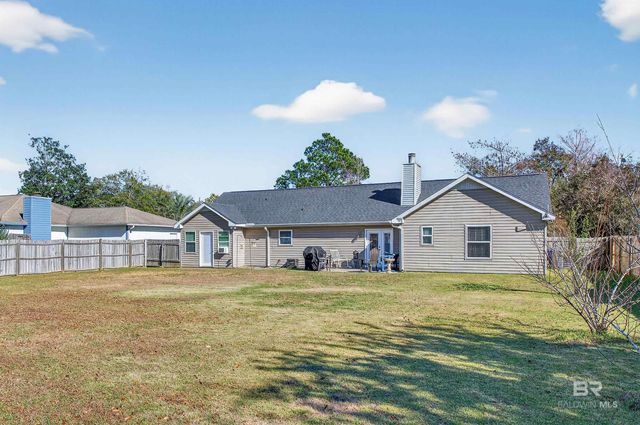 2 Magnolia Circle, Foley, AL 36535