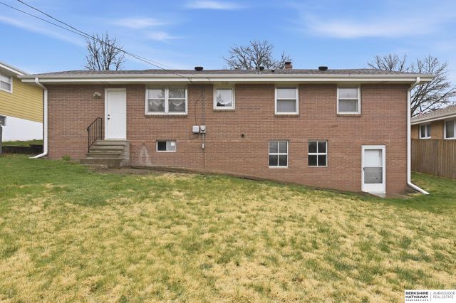 4323 Monroe Street, Omaha, NE 68107