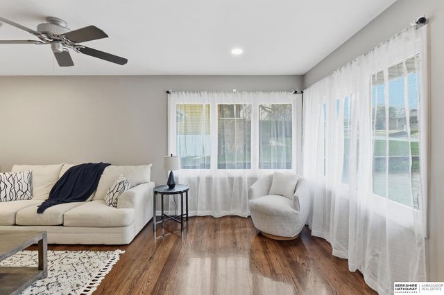 4323 Monroe Street, Omaha, NE 68107