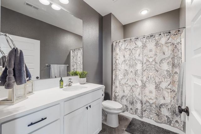 7102 S HEVER St, Cheney, WA 99004