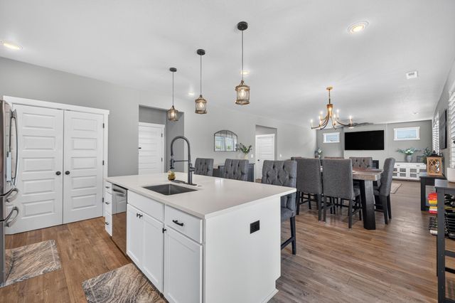 7102 S HEVER St, Cheney, WA 99004