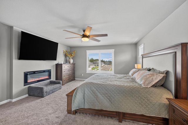 7102 S HEVER St, Cheney, WA 99004