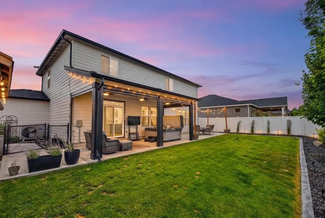 7102 S HEVER St, Cheney, WA 99004