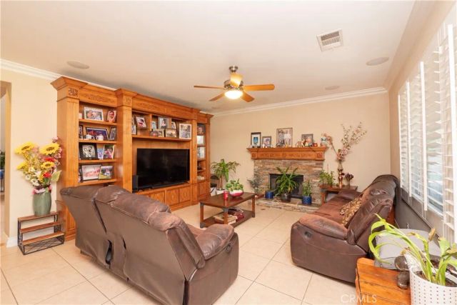 29541 Sequoia, Canyon Country, CA 91387
