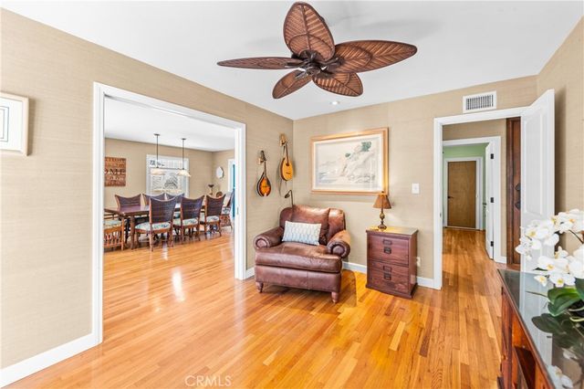 800 Driftwood Avenue, Seal Beach, CA 90740