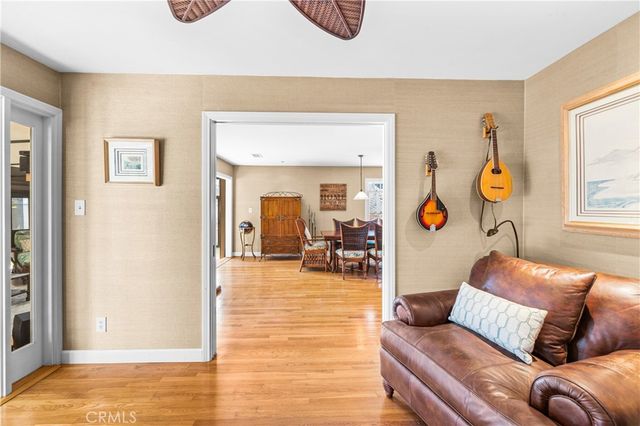 800 Driftwood Avenue, Seal Beach, CA 90740