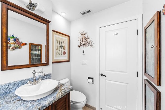 800 Driftwood Avenue, Seal Beach, CA 90740
