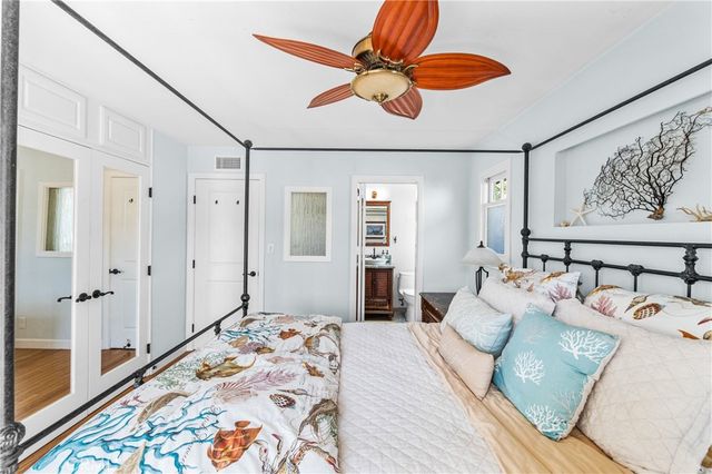 800 Driftwood Avenue, Seal Beach, CA 90740