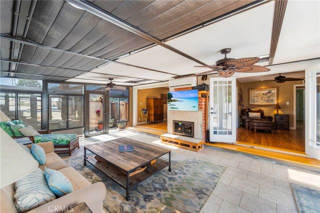 800 Driftwood Avenue, Seal Beach, CA 90740