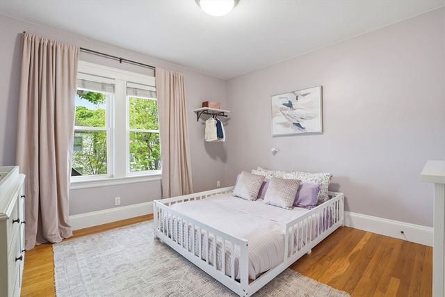 32 Eddy St 3, Waltham, MA 02453