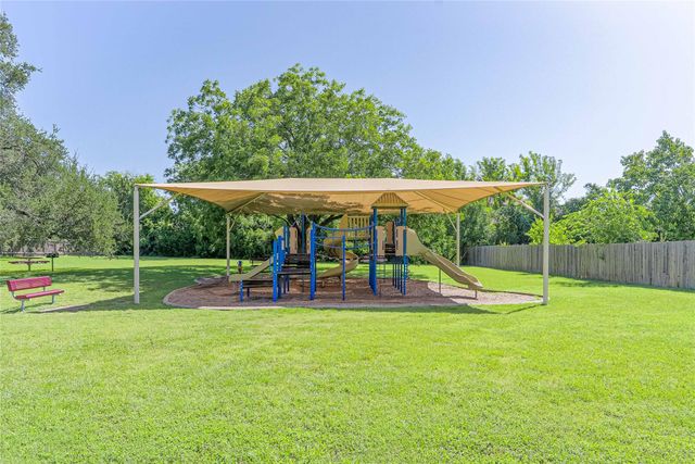1408 Ridgewood DR, Leander, TX 78641