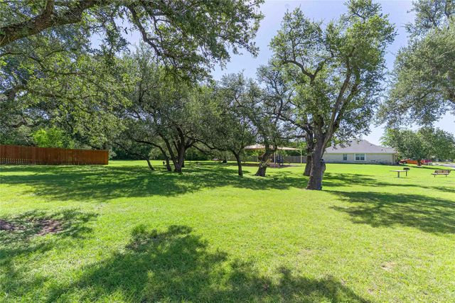 1408 Ridgewood DR, Leander, TX 78641