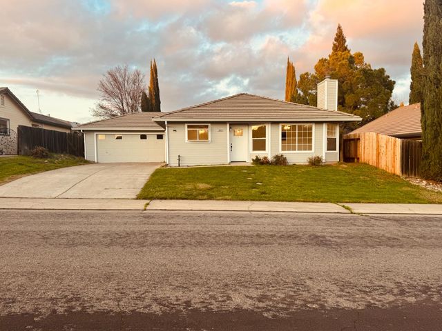 609 Oakshire Dr, Ione, CA 95640
