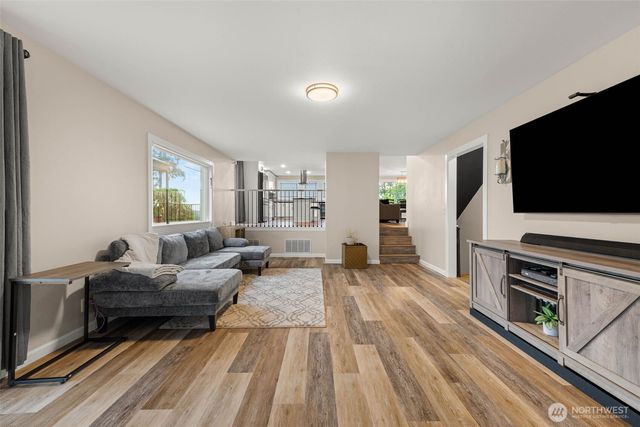 20215 189th Avenue Ct E, Orting, WA 98360