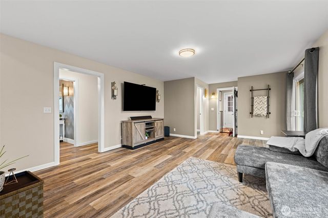 20215 189th Avenue Ct E, Orting, WA 98360