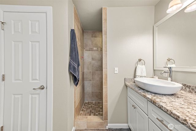 20215 189th Avenue Ct E, Orting, WA 98360