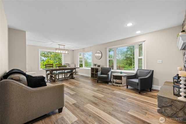 20215 189th Avenue Ct E, Orting, WA 98360