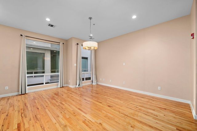 5710 Winsome Lane B, Houston, TX 77057