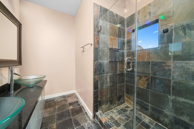 5710 Winsome Lane B, Houston, TX 77057