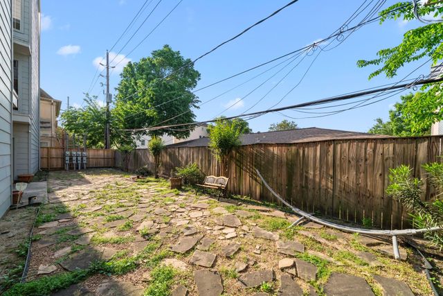 5710 Winsome Lane B, Houston, TX 77057