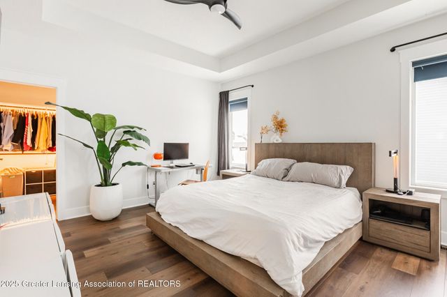 6077 Sleepy Hollow Lane, East Lansing, MI 48823