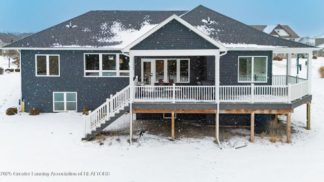 6077 Sleepy Hollow Lane, East Lansing, MI 48823