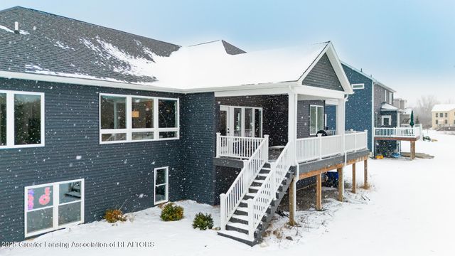 6077 Sleepy Hollow Lane, East Lansing, MI 48823