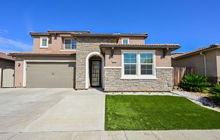 3569 Flint Avenue, Clovis, CA 93619