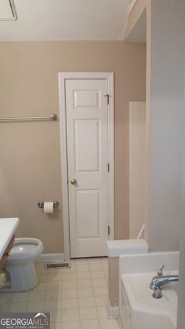 4900 Tahoe Court, Winston, GA 30187