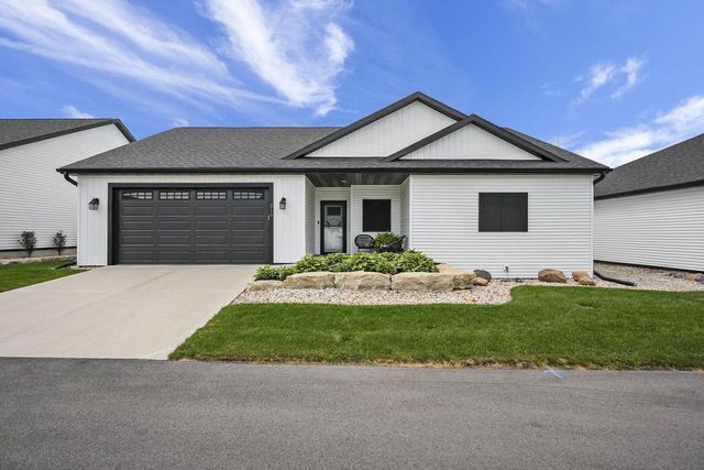 215 BoAnn Terrace, Belleville, WI 53508