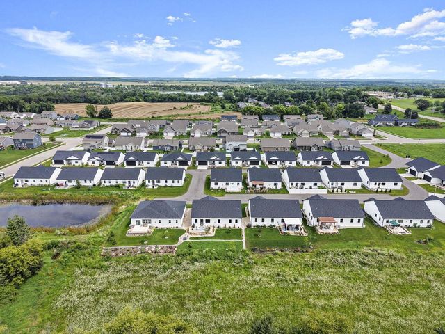 215 BoAnn Terrace, Belleville, WI 53508