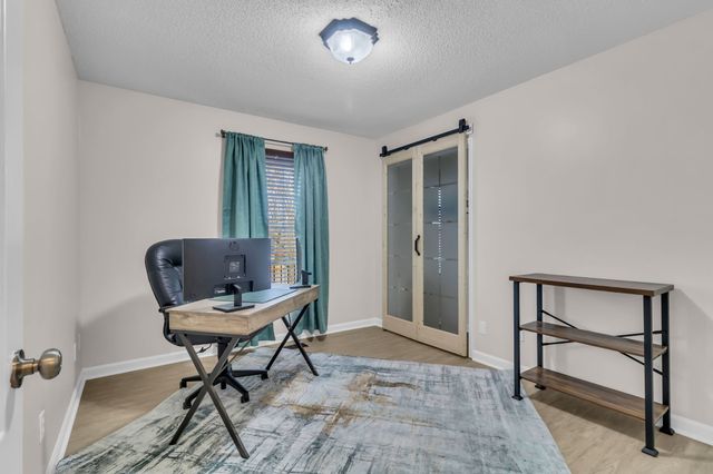 208 Saint Pauls Ln, Smyrna, TN 37167