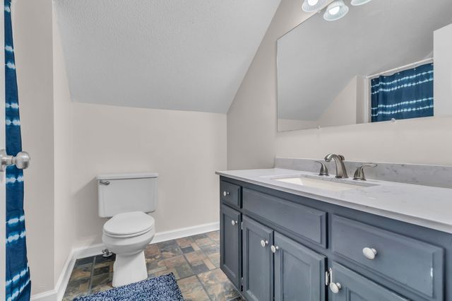 208 Saint Pauls Ln, Smyrna, TN 37167