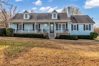 208 Saint Pauls Ln, Smyrna, TN 37167