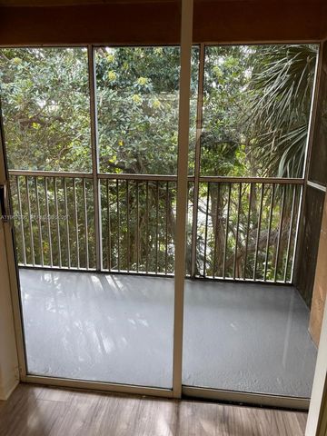 3985 W Mcnab Rd A302, Pompano Beach, FL 33069