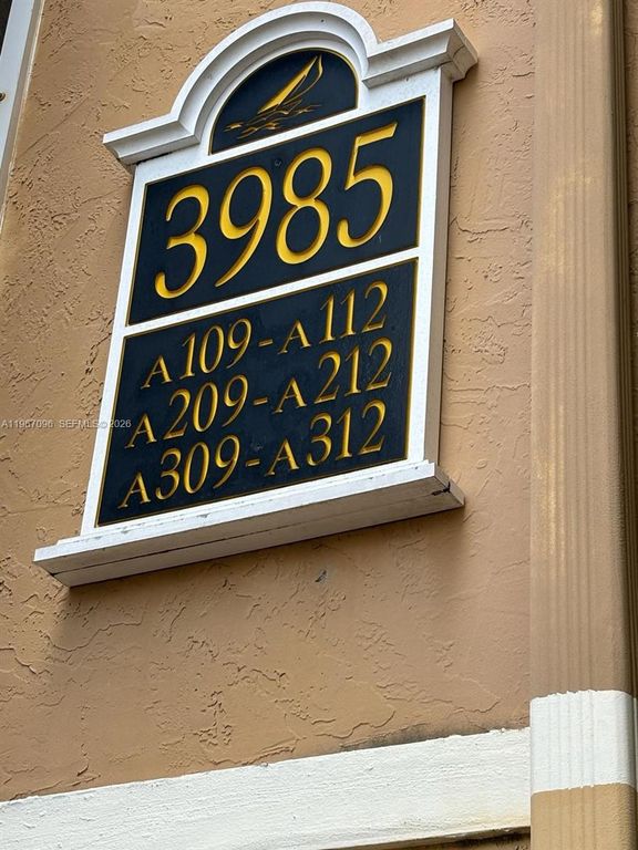 3985 W Mcnab Rd A302, Pompano Beach, FL 33069