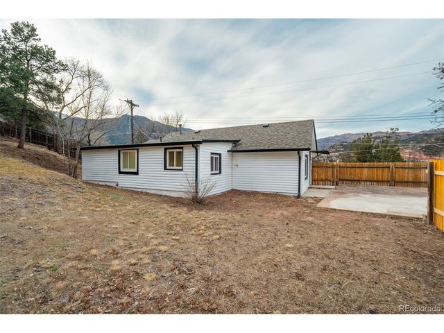 202 Oklahoma Rd, Manitou Springs, CO 80829
