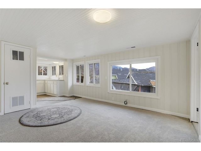 202 Oklahoma Rd, Manitou Springs, CO 80829