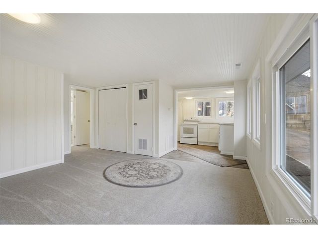 202 Oklahoma Rd, Manitou Springs, CO 80829