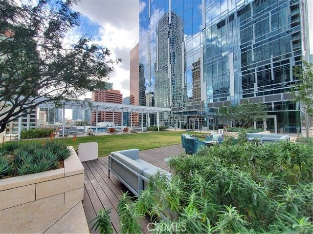 877 Francisco Street 2403, Los Angeles, CA 90017