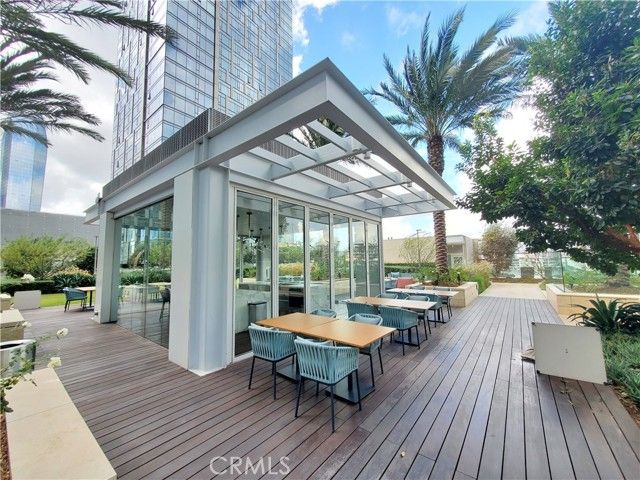 877 Francisco Street 2403, Los Angeles, CA 90017