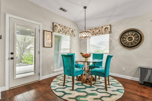 2516 Creeks Edge Drive, Pearland, TX 77581
