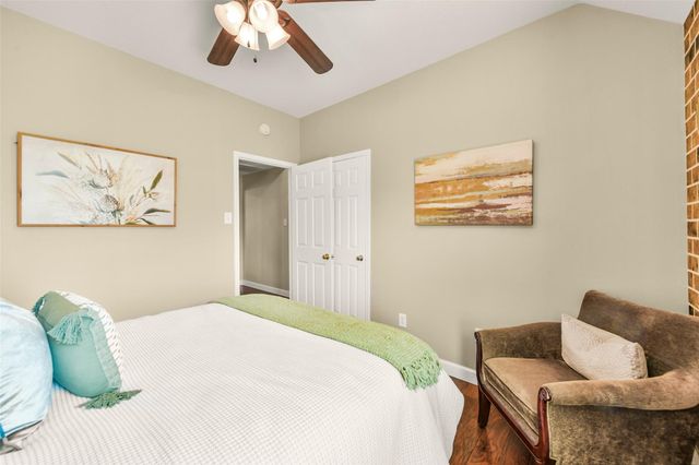 2516 Creeks Edge Drive, Pearland, TX 77581
