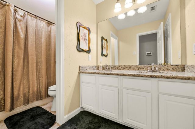 2516 Creeks Edge Drive, Pearland, TX 77581