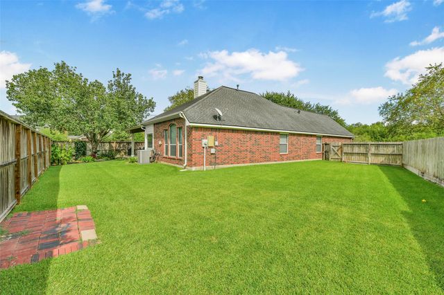 2516 Creeks Edge Drive, Pearland, TX 77581